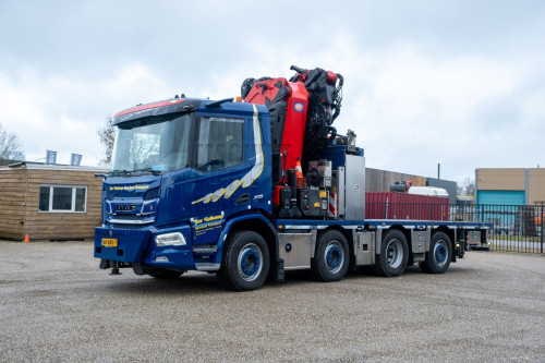 DAF XD450 8x2WS - 02